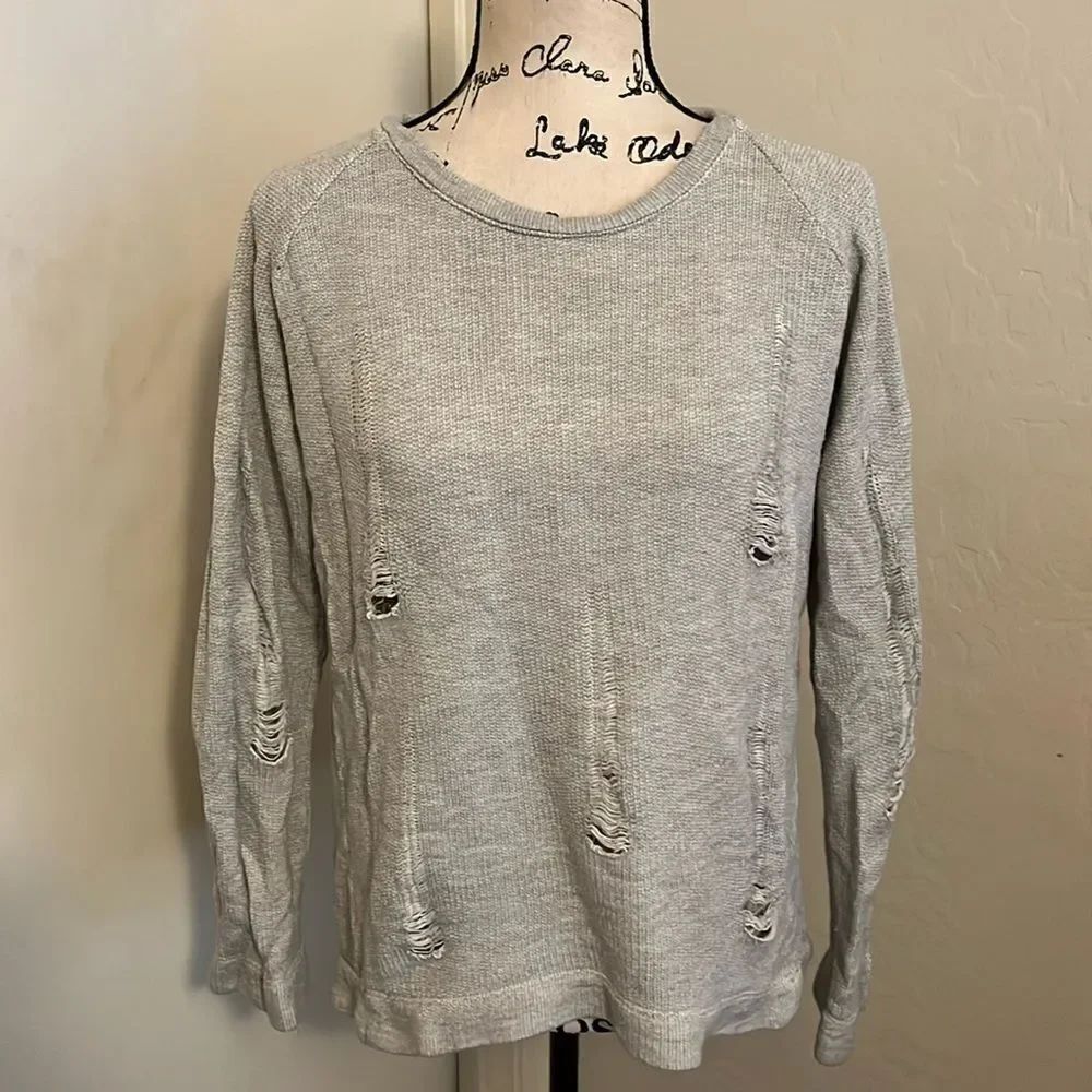Benjamin Jay Gray Distressed Ripped Pullover Sweatshirt Boho Contemporary Casual